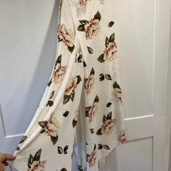 NWT Cream Floral Print Dress - Picture 3 of 4
